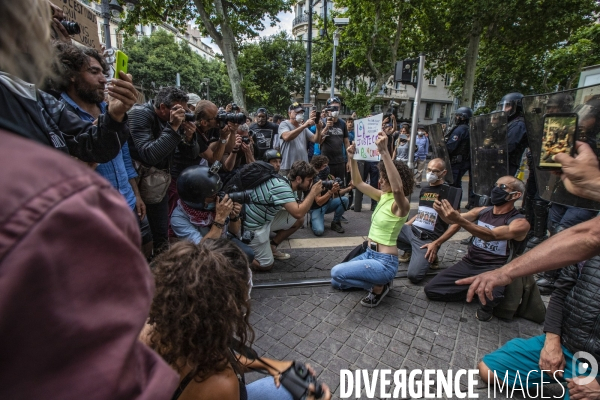 Manifestation contre la violence policière aux Etats-Unis... à Marseille