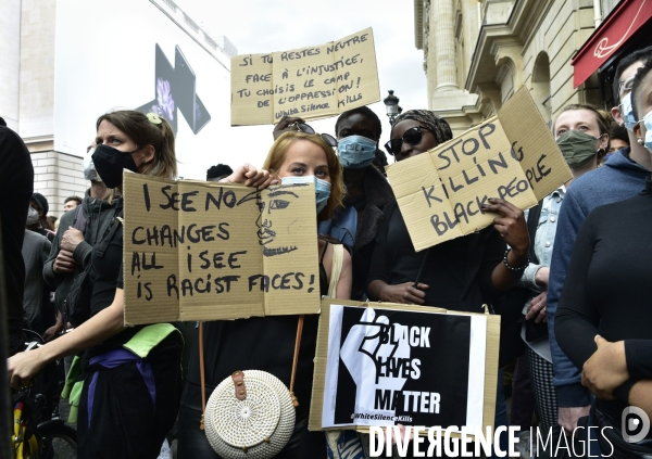 Hommage à George Floyd et Adama Traoré : manifestation contre le racisme et les violences policières. Tribute to George Floyd and Adama Traoré: demonstration against racism and police violence.