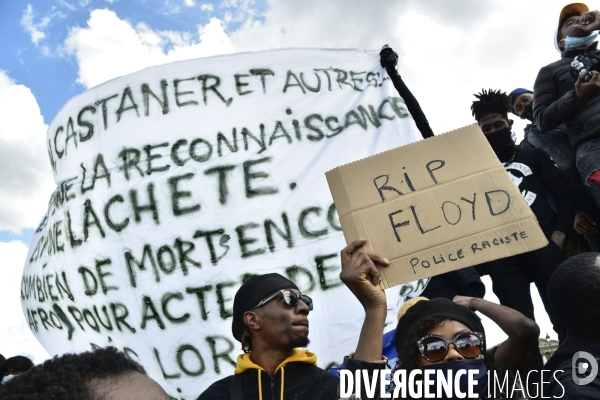 Hommage à George Floyd et Adama Traoré : manifestation contre le racisme et les violences policières. Tribute to George Floyd and Adama Traoré: demonstration against racism and police violence.