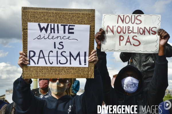 Hommage à George Floyd et Adama Traoré : manifestation contre le racisme et les violences policières. Tribute to George Floyd and Adama Traoré: demonstration against racism and police violence.