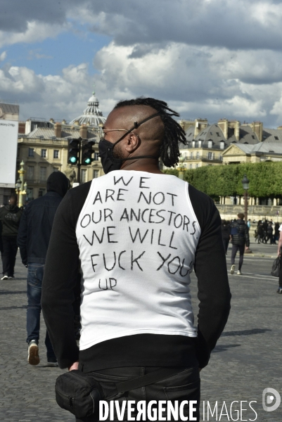 Hommage à George Floyd et Adama Traoré : manifestation contre le racisme et les violences policières. Tribute to George Floyd and Adama Traoré: demonstration against racism and police violence.