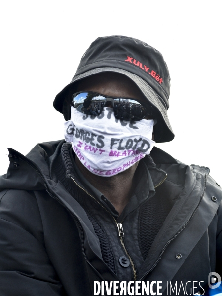 Hommage à George Floyd et Adama Traoré : manifestation contre le racisme et les violences policières. Tribute to George Floyd and Adama Traoré: demonstration against racism and police violence.