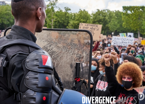 Rassemblement contre les violences et le racisme de la police