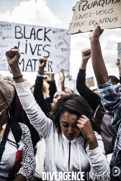 Rassemblement a paris contre le racisme et les violences policieres.