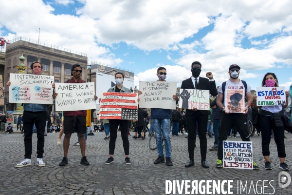 Rassemblement conte les violences policières, place de la Concorde.