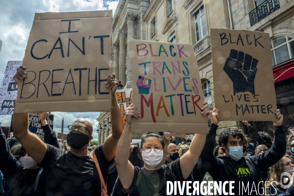 Rassemblement conte les violences policières, place de la Concorde.