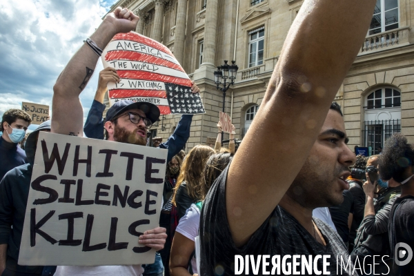 Rassemblement conte les violences policières, place de la Concorde.