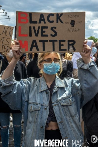 Rassemblement conte les violences policières, place de la Concorde.