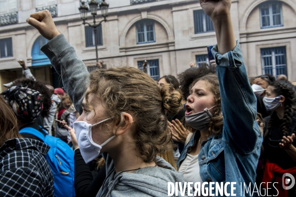 Rassemblement conte les violences policières, place de la Concorde.