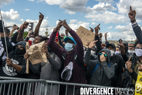 Rassemblement conte les violences policières, place de la Concorde.