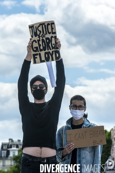 Rassemblement conte les violences policières, place de la Concorde.