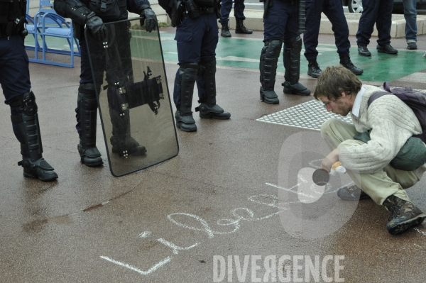 Actions des opposants au sommet du G20 de Cannes