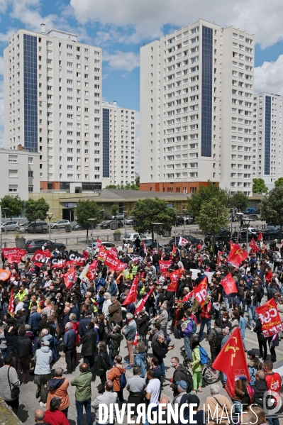 Manifestation contre la fermeture de l usine renault de Choisy le roi