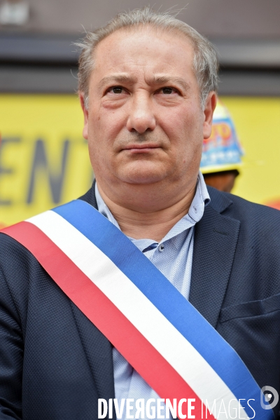 Manifestation contre la fermeture de l usine renault de Choisy le roi