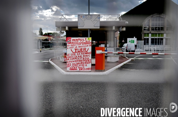 Manifestation contre la fermeture de l usine renault de Choisy le roi