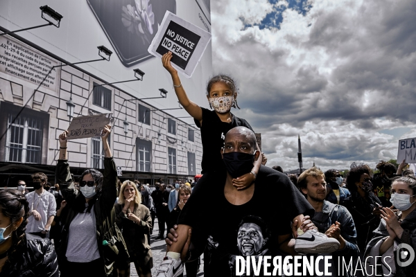 Manifestation Black Lives Matter contre le racisme et les violences policieres