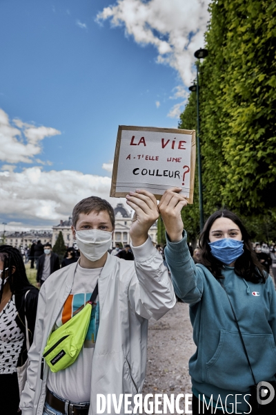 Manifestation Black Lives Matter contre le racisme et les violences policieres