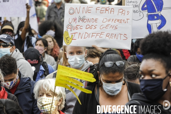 Rassemblement en hommage à George FLOYD.