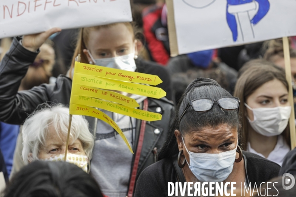 Rassemblement en hommage à George FLOYD.