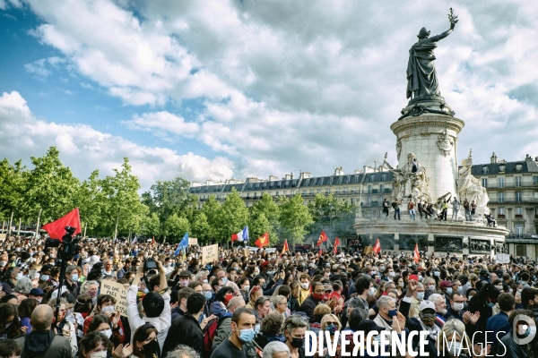 Hommage à George Floyd place de la République.