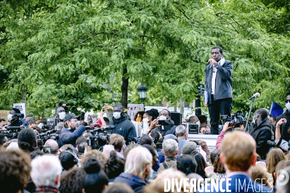 Hommage à George Floyd place de la République.