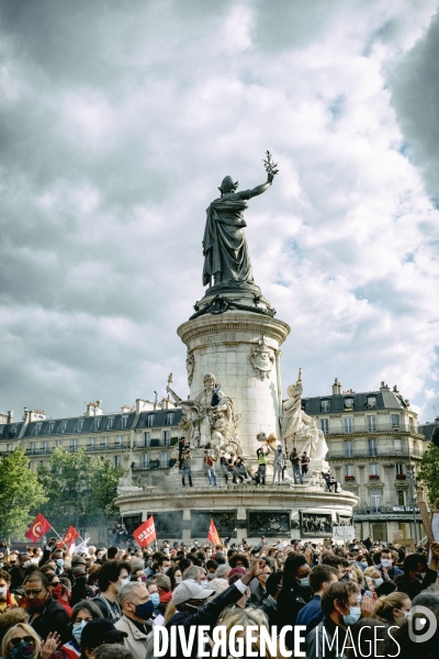 Hommage à George Floyd place de la République.