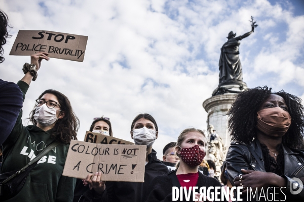 Rassemblement a l appel de sos racisme en hommage a george floyd.