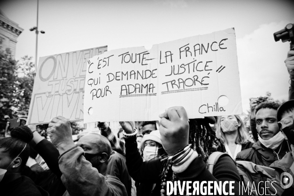 Hommage à George Floyd organisé Place de la République à Paris à l appel de SOS Racisme