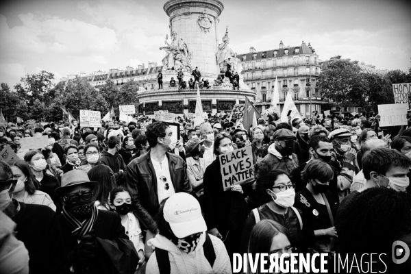 Hommage à George Floyd organisé Place de la République à Paris à l appel de SOS Racisme