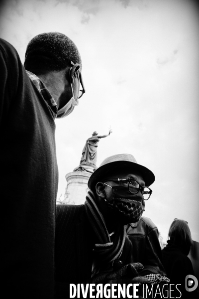 Hommage à George Floyd organisé Place de la République à Paris à l appel de SOS Racisme