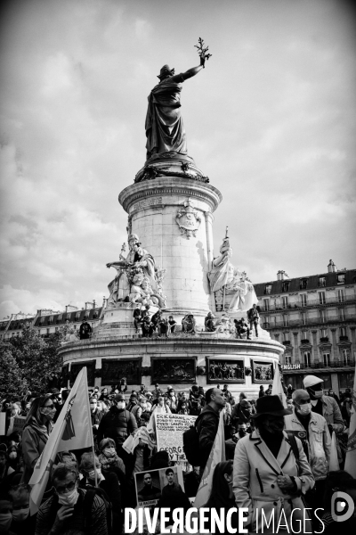 Hommage à George Floyd organisé Place de la République à Paris à l appel de SOS Racisme