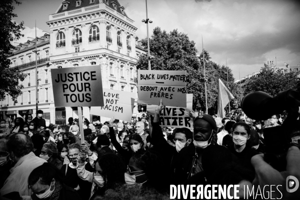 Hommage à George Floyd organisé Place de la République à Paris à l appel de SOS Racisme