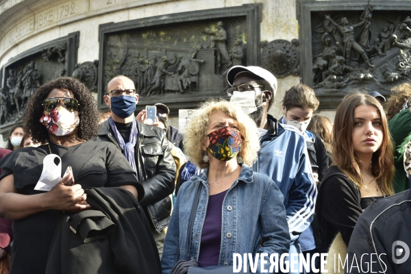 Hommage à George Floyd à l initiative d  SOS racisme: manifestation contre le racisme et les violences policières. Tribute to George Floyd : demonstration against racism and police violence.