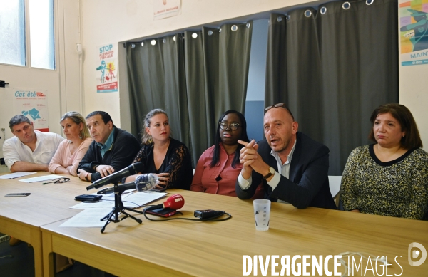 Conférence de presse de quatre familles après l interpellation par des policiers de leurs enfants