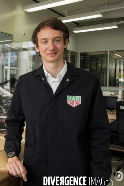 TAG Heuer  Direction . Frederic ARNAULT  dans les ateliers de productions du site de La Chaux-De-Fonds.