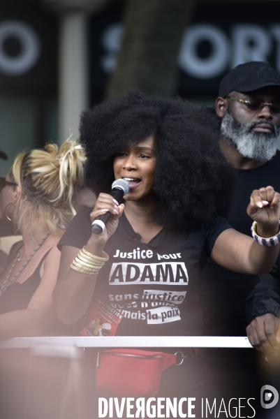 Assa Traoré à la manifestation du comité  vérité et justice pour Adama . Truth and Justice for Adama Traoré