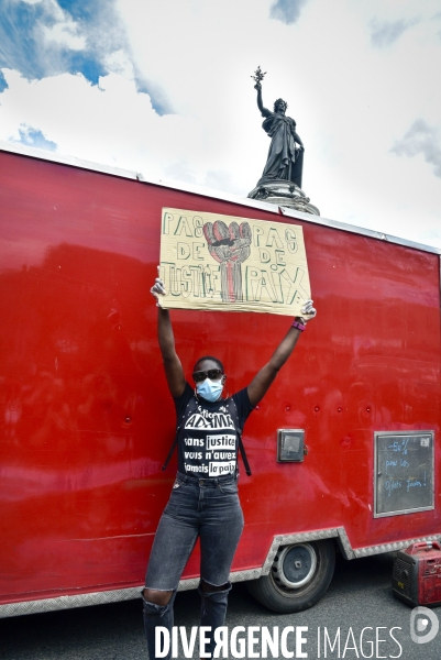 Manifestation pour Adama Traoré, organisé par le comité  Vérité et justice  et Assa Traoré : manifestation contre le racisme et les violences policières. Demonstration for Adama TRAORE, against racism and police violence.