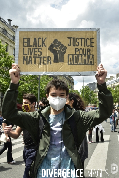 Manifestation pour Adama Traoré, organisé par le comité  Vérité et justice  et Assa Traoré : manifestation contre le racisme et les violences policières. Demonstration for Adama TRAORE, against racism and police violence.