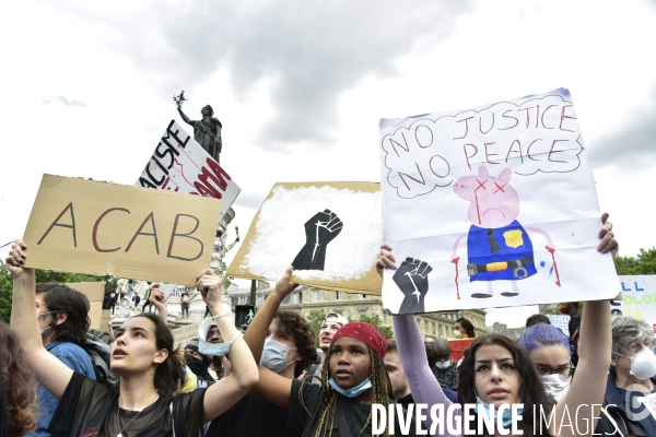 Manifestation pour Adama Traoré, organisé par le comité  Vérité et justice  et Assa Traoré : manifestation contre le racisme et les violences policières. Demonstration for Adama TRAORE, against racism and police violence.