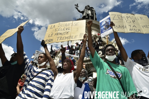 Manifestation pour Adama Traoré, organisé par le comité  Vérité et justice  et Assa Traoré : manifestation contre le racisme et les violences policières. Demonstration for Adama TRAORE, against racism and police violence.