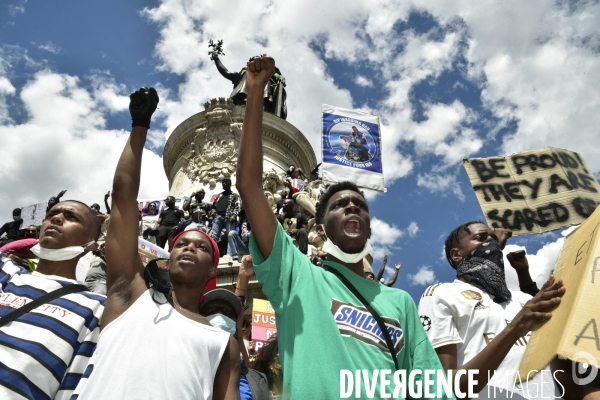 Manifestation pour Adama Traoré, organisé par le comité  Vérité et justice  et Assa Traoré : manifestation contre le racisme et les violences policières. Demonstration for Adama TRAORE, against racism and police violence.