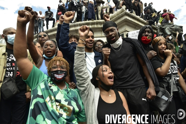 Manifestation pour Adama Traoré, organisé par le comité  Vérité et justice  et Assa Traoré : manifestation contre le racisme et les violences policières. Demonstration for Adama TRAORE, against racism and police violence.