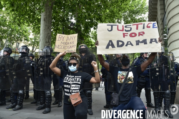 Manifestation pour Adama Traoré, organisé par le comité  Vérité et justice  et Assa Traoré : manifestation contre le racisme et les violences policières. Demonstration for Adama TRAORE, against racism and police violence.