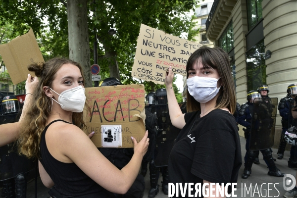 Manifestation pour Adama Traoré, organisé par le comité  Vérité et justice  et Assa Traoré : manifestation contre le racisme et les violences policières. Demonstration for Adama TRAORE, against racism and police violence.