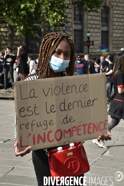 Manifestation pour Adama Traoré, organisé par le comité  Vérité et justice  et Assa Traoré : manifestation contre le racisme et les violences policières. Demonstration for Adama TRAORE, against racism and police violence.