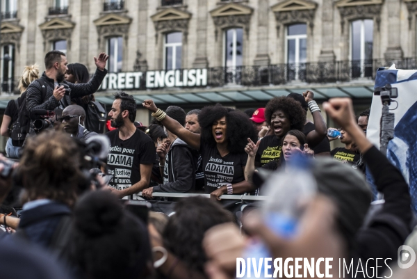 Rassemblement contre les violences policieres en hommage a adama traore.