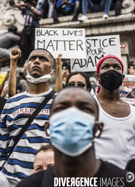 Rassemblement contre les violences policieres en hommage a adama traore.