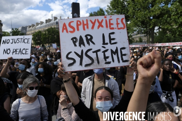 Manifestation contre la violence policière et anti raciste. Protest against police brutality and and Anti racist.