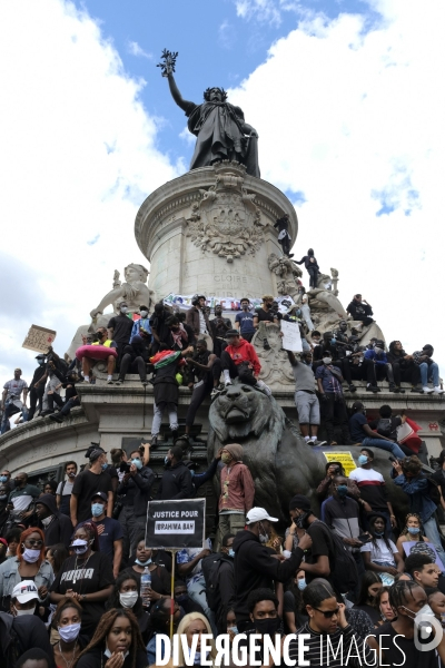 Manifestation contre la violence policière et anti raciste. Protest against police brutality and and Anti racist.