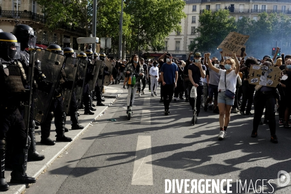 Manifestation contre la violence policière et anti raciste. Protest against police brutality and and Anti racist.